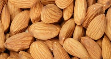 תמונה של שקד חסן ענק - 100 גרם