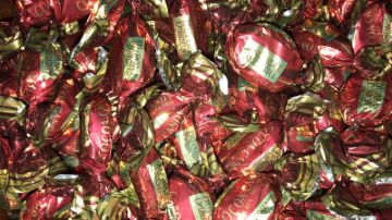 תמונה של סוכריות קקאו חלבי ללא סוכר - 100 גרם